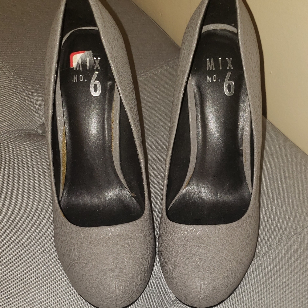 Grey pump